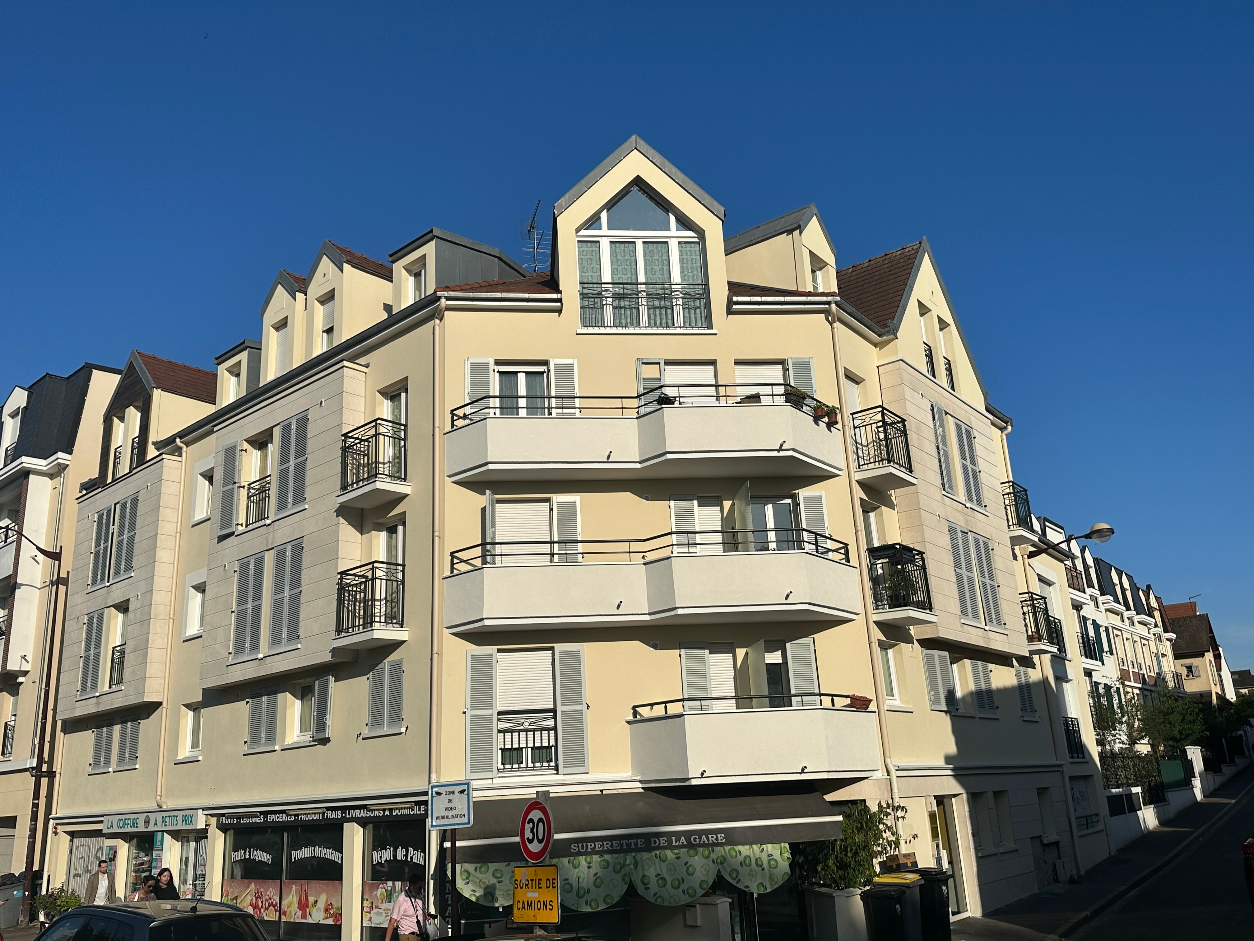 Rue Robert Schuman, Villiers-sur-Marne (94350)